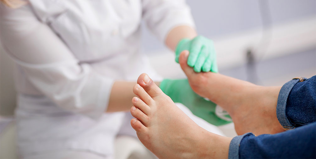 WHY DIABETIC FOOT WOUNDS DON'T HEAL South Bay Vascular Center and